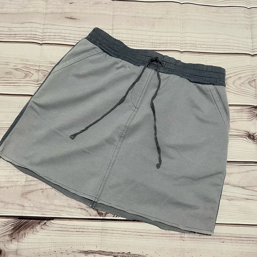 short skirt size M